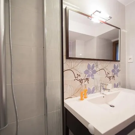Michelle Apartmán Mamaia